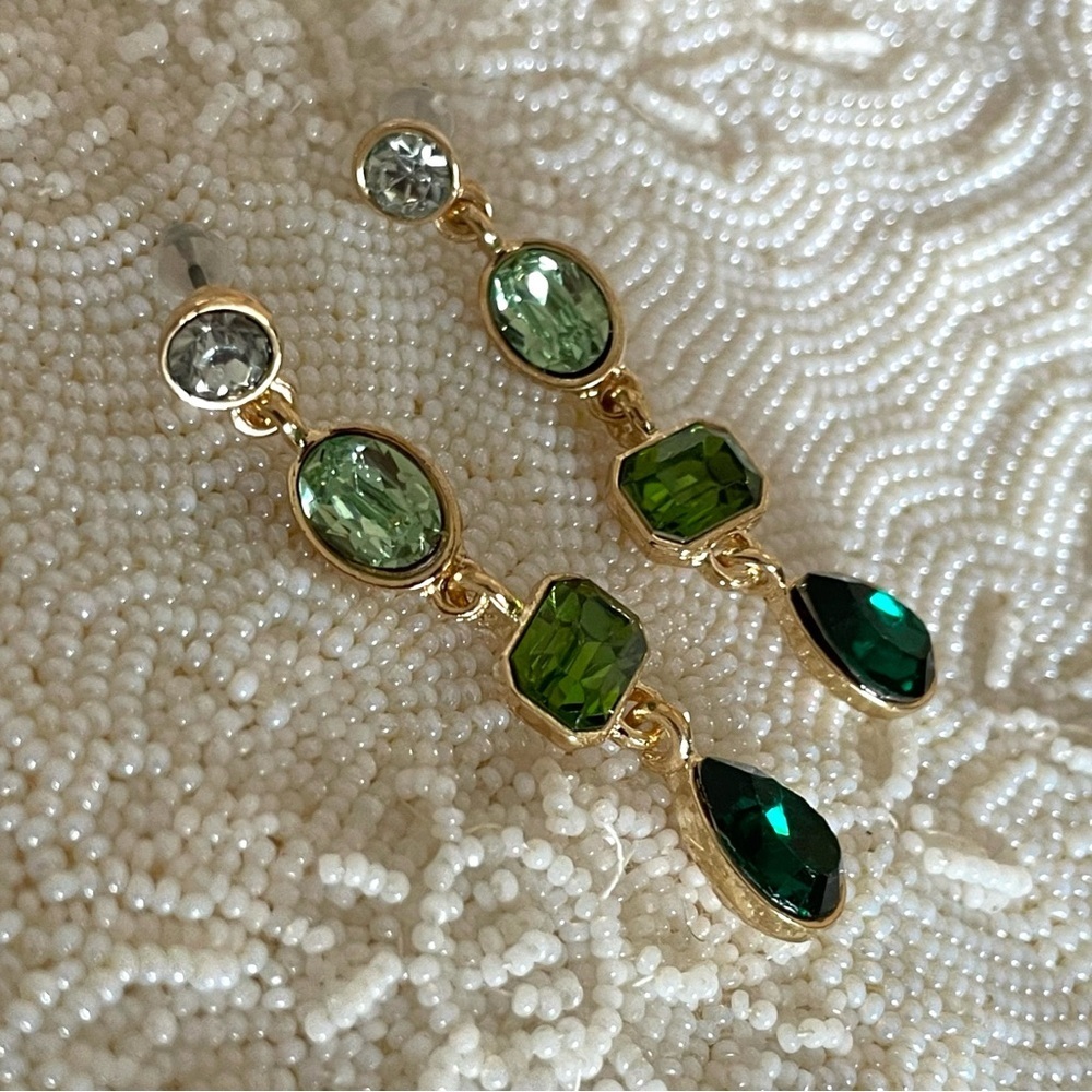 ✨Anthropologie Loughlyn Earrings - Picture 4 of 7